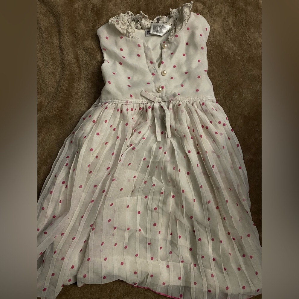 Girls size 6 Valentine’s Day dress